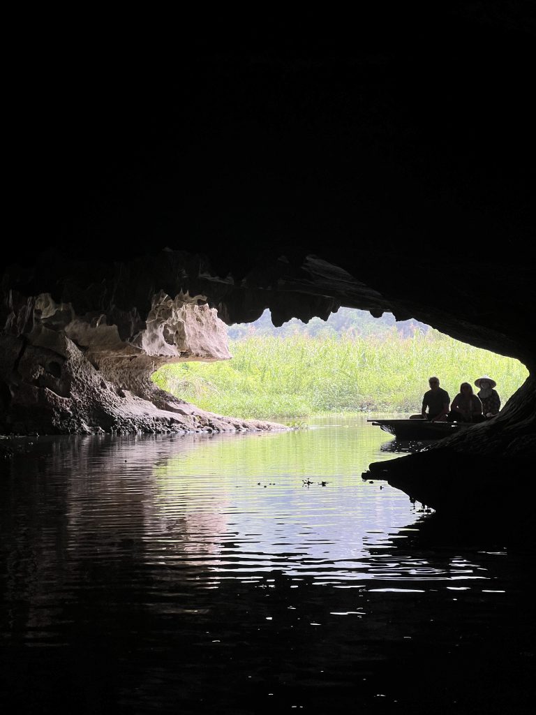 Du lịch Ninh Bình 2 ngày 1 đêm tự túc