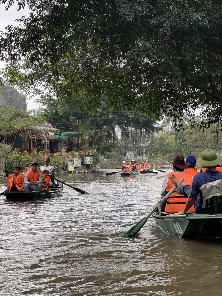Du lịch Ninh Bình 2 ngày 1 đêm tự túc - Tam Cốc